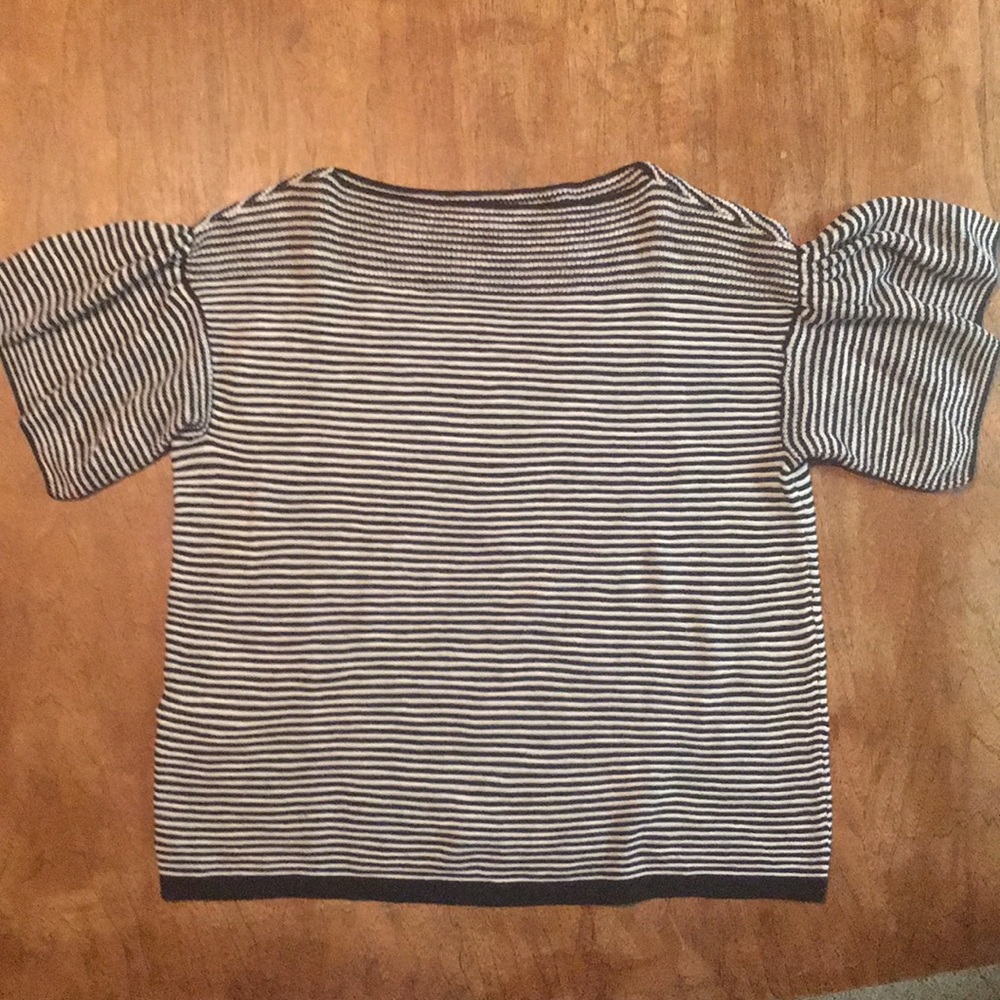 Knit Flutter sleeve Top